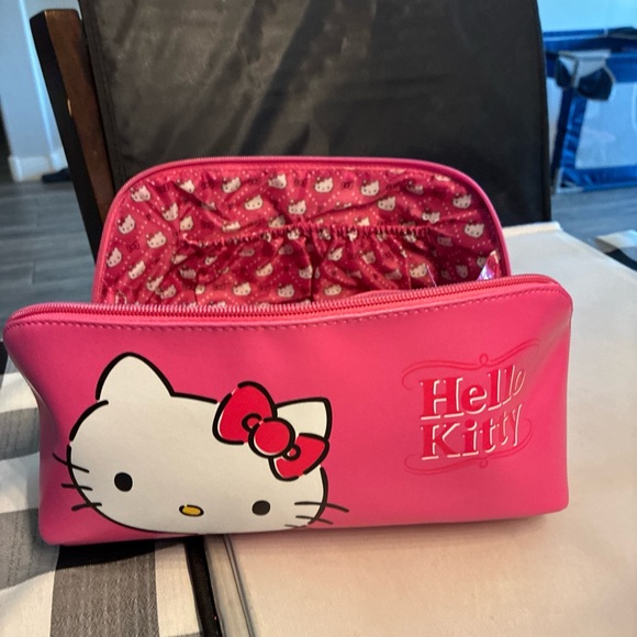 Hello Kitty Handbags - Hello Kitty Pink Bag cosmetics bag